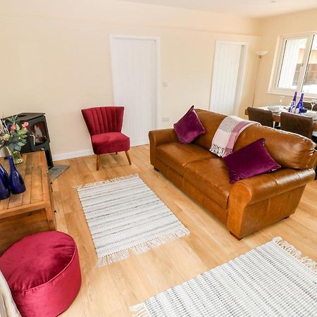 Ramsey Lodge Bier Wood Lodges Tenby Dış mekan fotoğraf