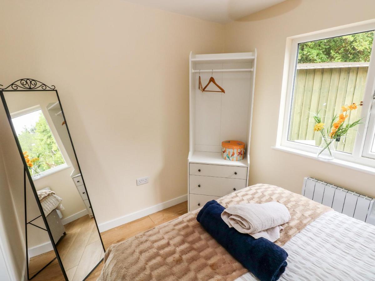 Ramsey Lodge Bier Wood Lodges Tenby Dış mekan fotoğraf