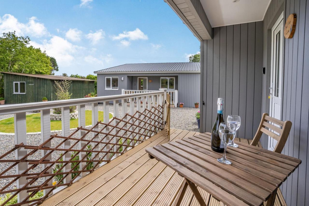 Ramsey Lodge Bier Wood Lodges Tenby Dış mekan fotoğraf